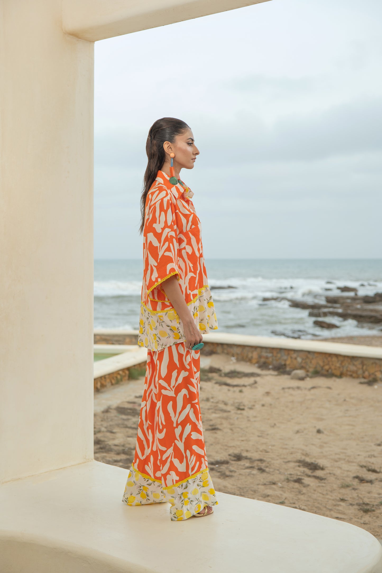 Tropical Ease
